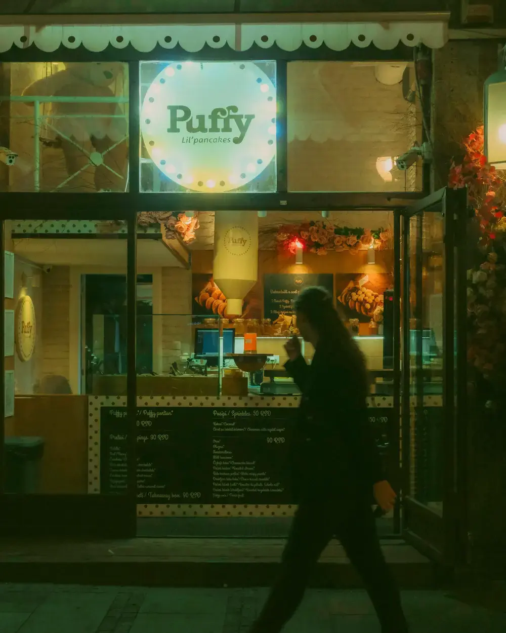 2026_STOCKPHOTO_moody-pastries-restaurant_maria-ivanova-r6lUsiYqoHQ-unsplash-1