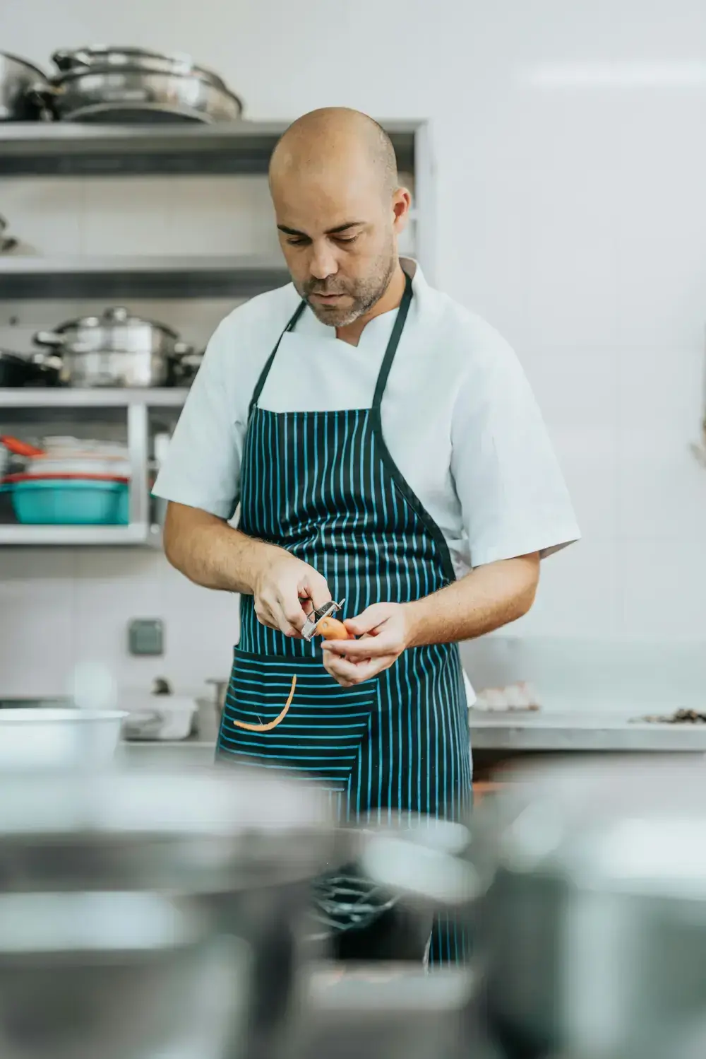 2026_STOCKPHOTO_sou-chef-kitchen-preparation-carrot_ave-calvar-yjWJ6fkggnk-unsplash-1 2026_STOCKPHOTO_sou-chef-kitchen-preparation-carrot_ave-calvar-yjWJ6fkggnk-unsplash-1